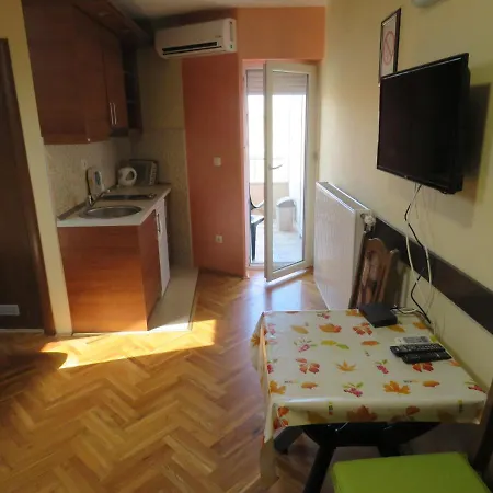 Hotel Apartments Bella Mare Belgrade Exterior photo